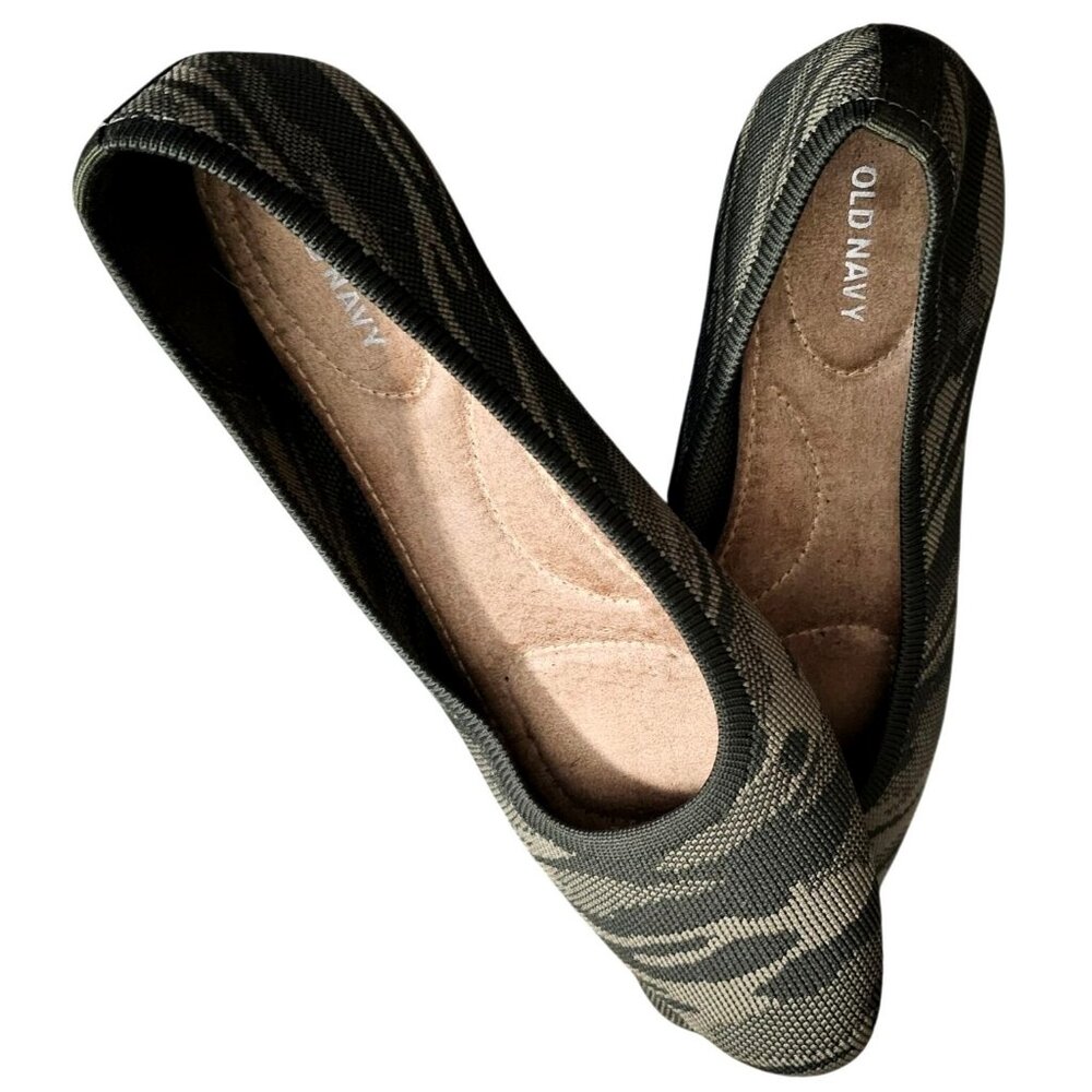 Old Navy Green Camo Print Ballet Flats Womens Size 8 Textured Canvas Slip-On Sho